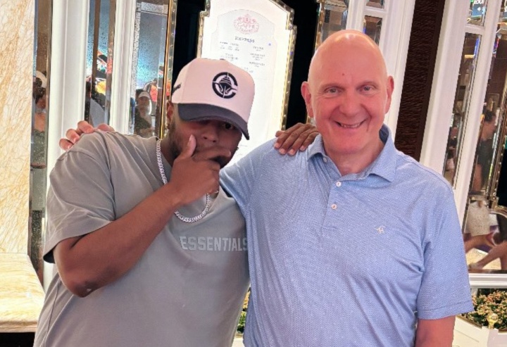 九游体育官网-打起来~ 湖记紧密关注快船丑闻！船记怒喷：小丑！