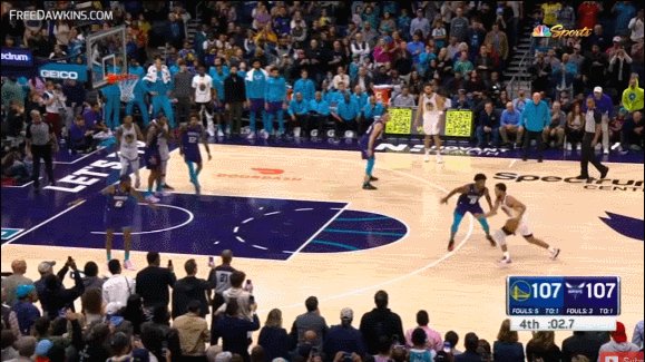 1667118007695084157.gif 1.gif